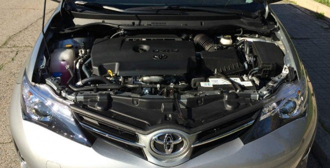 Toyota Auris ST El motor de 124 CV del Auris ST es más que suficiente para mover con soltura el conjunto.