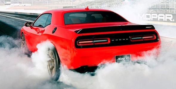 Dodge Supercharged Hellcat Challenger SRT, con 707 CV Dodge Supercharged Hellcat Challenger SRT, con 707 CV