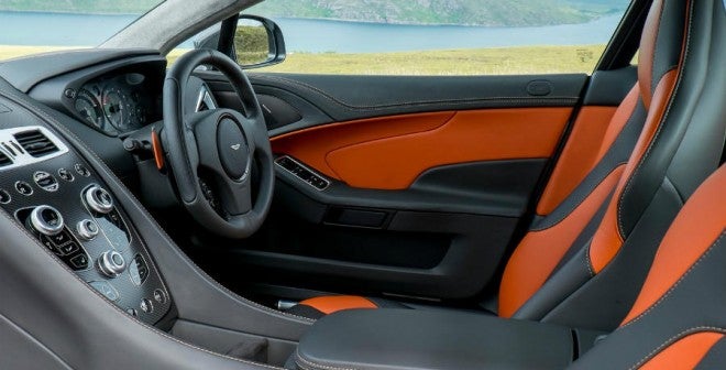 Aston Martin Vanquish 2015 El interior del Aston Martin Vanquish es tan o más espectacular que el exterior.