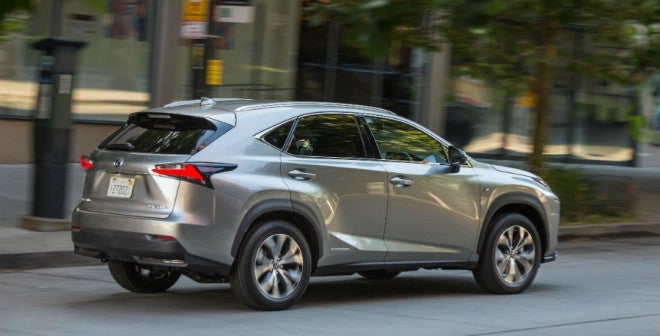 Lexus NX 300h Todas las versiones del Lexus NX 300h contarán con este elenco de elementos de seguridad.