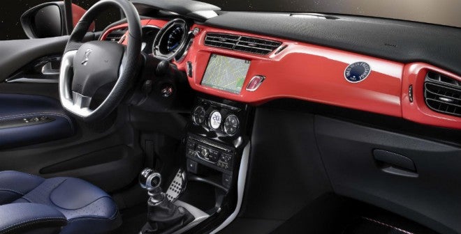 Citroen DS3 Ines de la Fressange Las posibilidades de personalización del DS3 son casi infinitas.