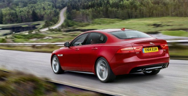 Jaguar XE En principio, el Jaguar XE contará con 5 motores diferentes.