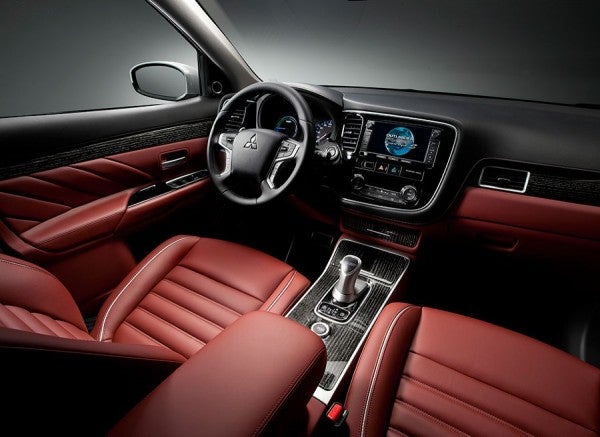 Mitsubishi Outlander PHEV Concept S Mitsubishi Outlander PHEV Concept S