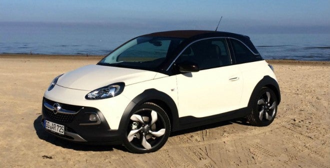 Opel Adam Rocks El Opel Adam Rocks apuesta por un diseño atrevido por encima de otras cosas.