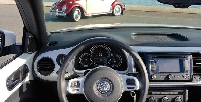 Prueba VW Beetle Cabrio 2.0 TDi 140 CV 2014 Prueba VW Beetle Cabrio 2.0 TDi 140 CV 2014, interior, Rubén Fidalgo
