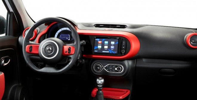 Renault Twingo El interior del Renault Twingo es simpático y personalizable.