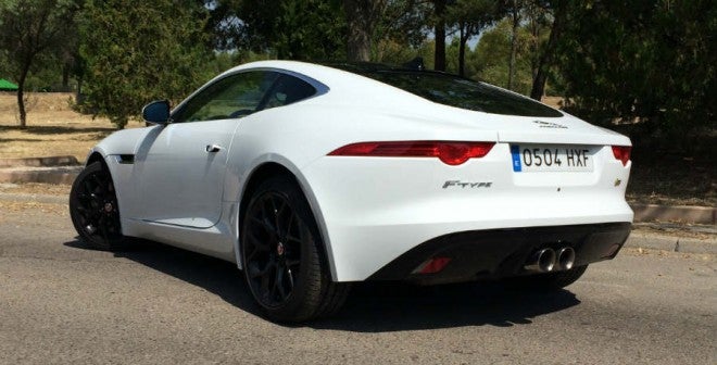 Jaguar F-Type El aspecto del Jaguar F-Type hará que no pases desapercibido.