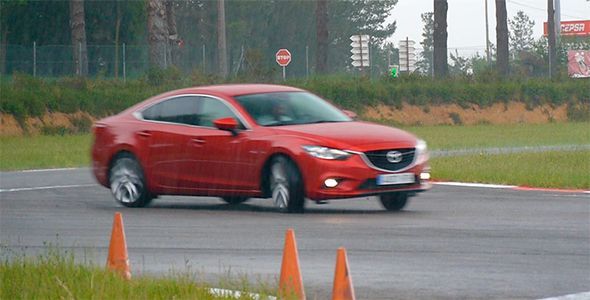Control de estabilidad: cómo conducir un coche con ESP Control de estabilidad: cómo conducir un coche con ESP