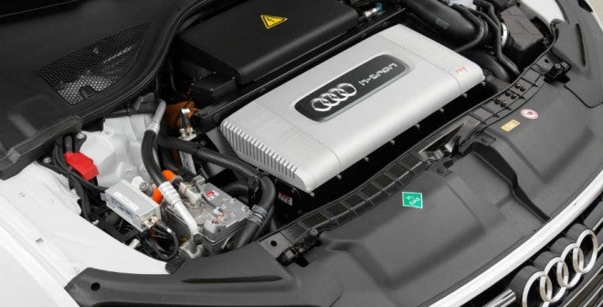 Audi A7 Sportback H-Tron Quattro Abrir el capó del Audi A7 Sportback H-Tron Quattro es toda una experiencia.