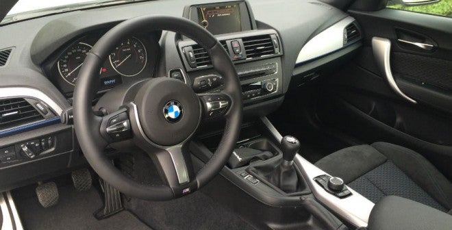 BMW-220i-Coupe El paquete M se deja notar en el interior del BMW Serie 2 Coupé que hemos probado.