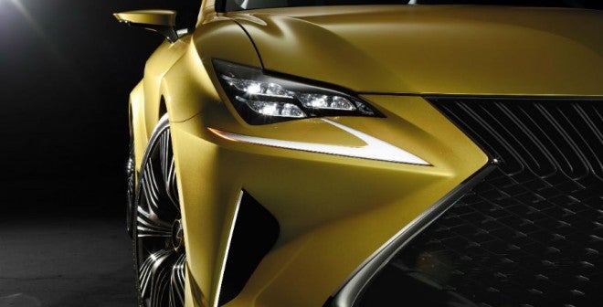 Lexus LF-C2 El Lexus LF-C2 Concept es agresividad en estado puro.