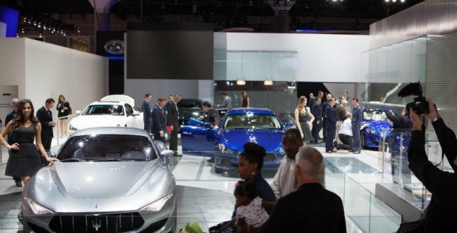Maserati LA El stand de Maserati en el Salón de Los Ángeles es uno de los que más miradas curiosas despierta.