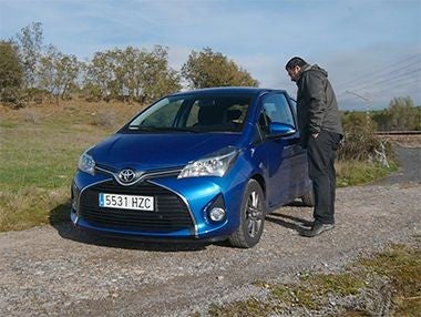 Vídeo prueba Toyota Yaris 90D Active 2015 Vídeo prueba Toyota Yaris 90D Active 2015