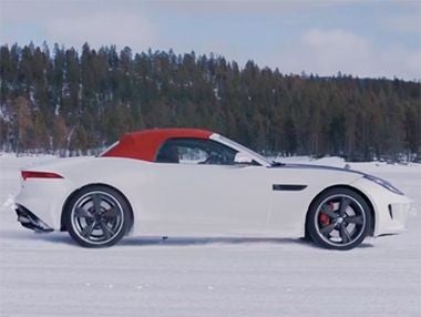 La tracción total y la caja manual del Jaguar F-Type en vídeo La tracción total y la caja manual del Jaguar F-Type en vídeo