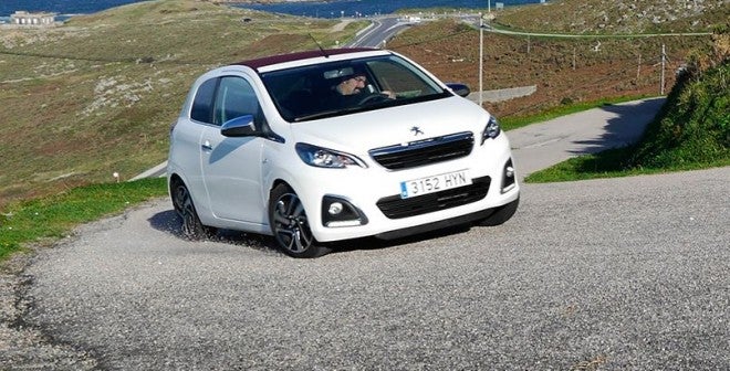 Peugeot 108 Top! Puretech 82 CV 2014 Peugeot 108 Top! Puretech 82 CV 2014, Cabo Silleiro, Rubén Fidalgo