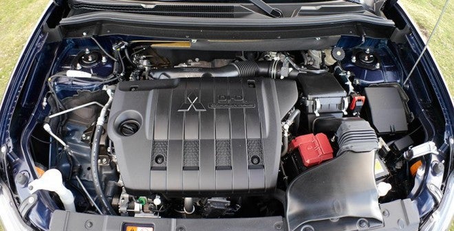 Prueba Mitsubishi Outlander 220 DI-D 150 CV 2WD Prueba Mitsubishi Outlander 220 DI-D 150 CV 2WD, motor, Rubén Fidalgo