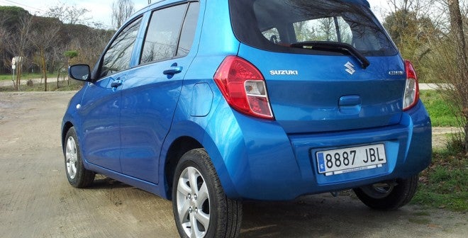 Suzuki-Celerio-3-4-trasera-900