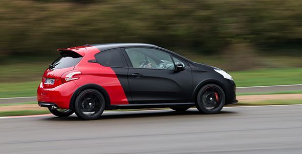 Presentación y toma de contacto del Peugeot 208 GTi 30th aniversario Presentación y toma de contacto del Peugeot 208 GTi 30th aniversario