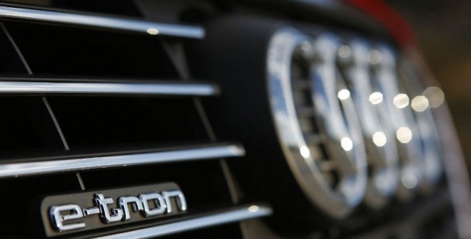 Audi A3 e-tron La inscripción e-tron aparece en la parrilla delantera del A3.