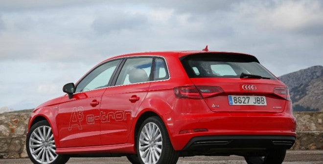 Audi A3 e-tron El Audi A3 e-tron solamente está disponible en versión de 5 puertas.