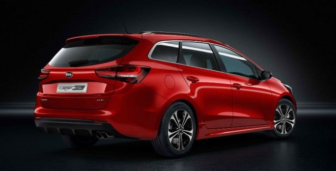 Kia Cee'd GT Line SW La versión familiar del Kia Cee'd también recibe la nueva línea deportiva de la marca.
