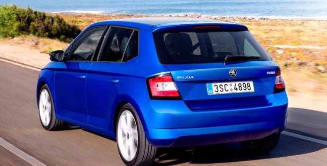 Skoda Fabia 2015 dinamica trasera Skoda Fabia 2015 ya a la venta