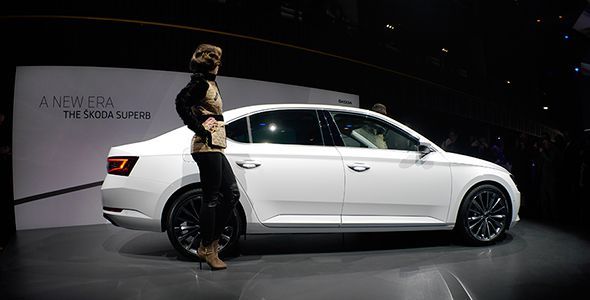 Todas las fotos y datos del nuevo Skoda Superb 2015 Todas las fotos y datos del nuevo Skoda Superb 2015