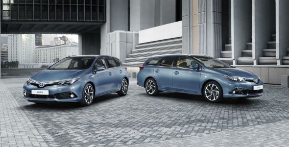 Toyota Auris y Auris Touring Sports, en Ginebra Toyota Auris y Auris Touring Sports, en Ginebra