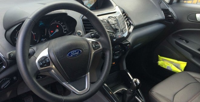 Ford EcoSport El interior del Ford EcoSport se ha quedado anticuado a nivel de diseño.