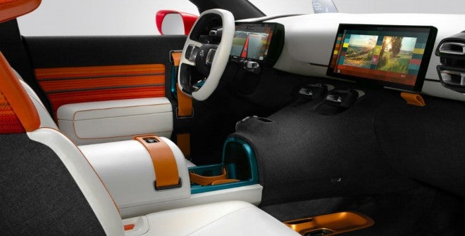Citroen Aircross El interior del Citroën Aircross es demasiado futurista como para pensar que el modelo de producción, si es que llega, está cerca.