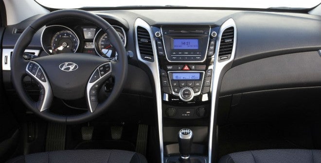 Hyundai i30 Hyundai da un paso adelante en todos los aspectos, interior incluido, con su nuevo i30.