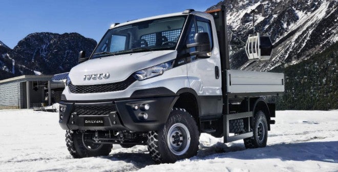 Iveco Daily 4x4 Iveco presenta la versión 4x4 del nuevo Daily.