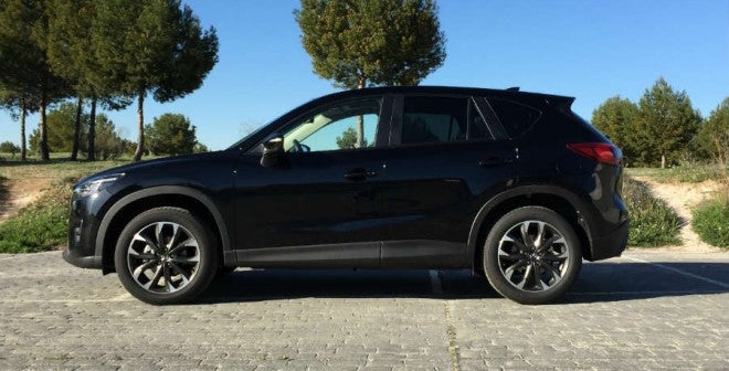 Mazda CX5 El Mazda CX-5 se defiende en carretera como pez en el agua.