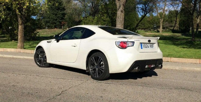 Subaru BRZ Bajito y afilado, así es el Subaru BRZ.