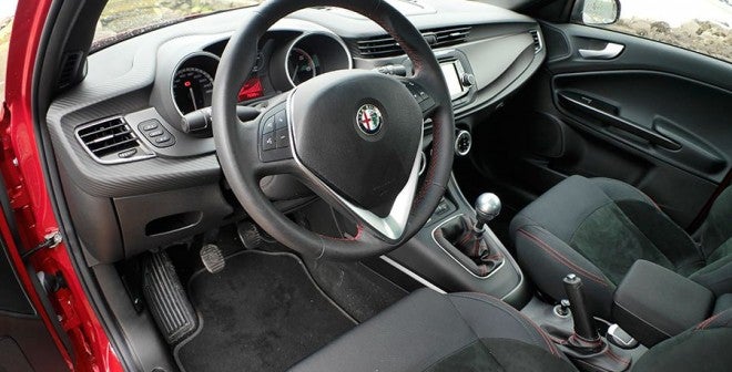 Prueba Alfa Romeo Sprint 2.0 JTD 150 CV 2015 Prueba Alfa Romeo Sprint 2.0 JTD 150 CV 2015, interior, Rubén Fidalgo