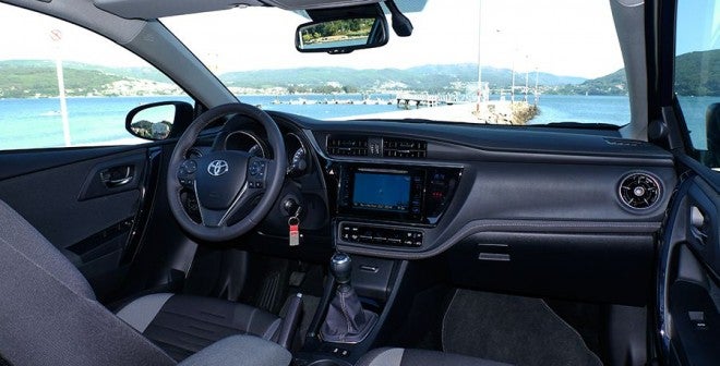 Prueba Toyota Auris TS Feel 115d 2015 Prueba Toyota Auris TS Feel 115d 2015, interior, Rubén Fidalgo