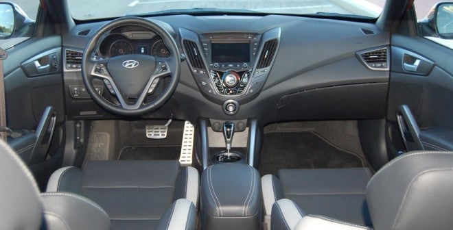 HYUNDAI-veloster-salpi HYUNDAI-veloster-salpi