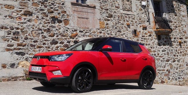 Prueba SsangYong Tivoli Limited 4x2 2015 Prueba SsangYong Tivoli Limited 4x2 2015, La Urz, Rubén Fidalgo