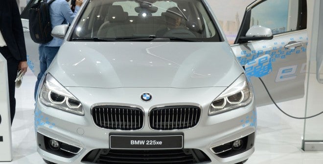 BMW-225XE-900X656 225xe