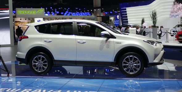 Nuevo Toyota Rav4 híbrido en Frankfurt 2015 Nuevo Toyota Rav4 híbrido en Frankfurt 2015