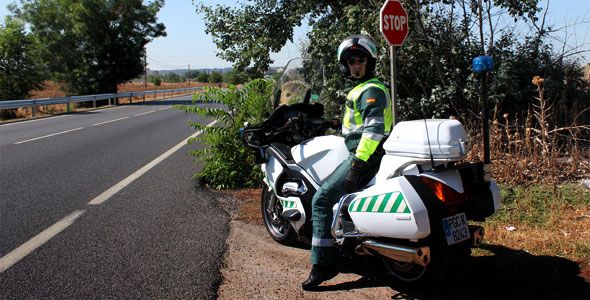 La DGT intensifica la vigilancia en las carreteras secundarias La DGT intensifica la vigilancia en las carreteras secundarias