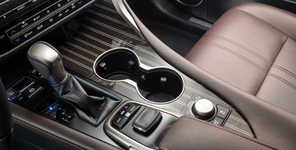 Lexus recurre a los artesanos de Yamaha para el RX Lexus recurre a los artesanos de Yamaha para el RX