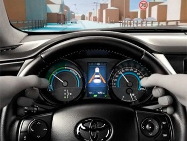 Toyota Safety Sense: asistencia de señales de tráfico Toyota Safety Sense: asistencia de señales de tráfico