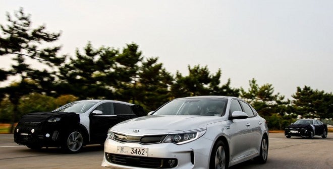Kia-Niro-y-Kia-Optima-hibridos-900x656 Kia Niro