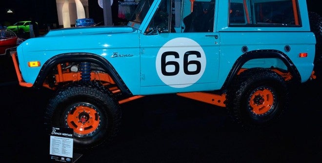 Lo retro está de moda en Los Ángeles 2015 Ford Bronco Lo retro está de moda en Los Ángeles 2015 Ford Bronco