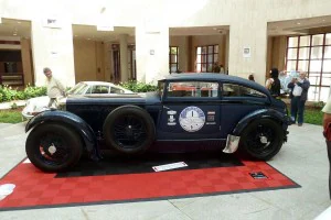Aunque no fue con este modelo, el Bentley carrozado por Gurney Nutting se identifica con la competición Blue Train.