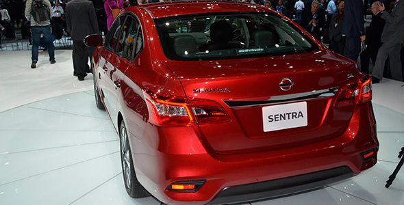 Nissan Sentra novedad en Los Ángeles 2015 Nissan Sentra novedad en Los Ángeles 2015