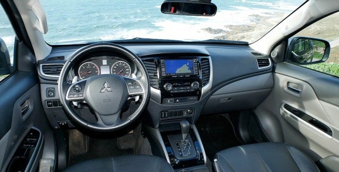 Prueba Mitsubishi L200 Kaiteki 181 CV 2015 Prueba Mitsubishi L200 Kaiteki 181 CV 2015, interior, Rubén Fidalgo