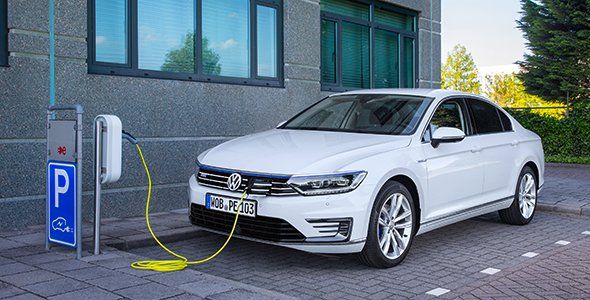 El VW Passat GTE híbrido enchufable ya en España El VW Passat GTE híbrido enchufable ya en España