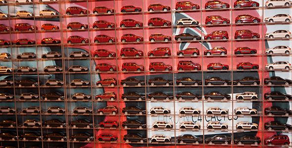 Citroën crea un mosaico de su C4 Cactus con 2.677 réplicas de juguete Citroën crea un mosaico de su C4 Cactus con 2.677 réplicas de juguete